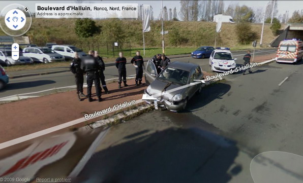 Datei:Street View Unfall Frankreich.jpg